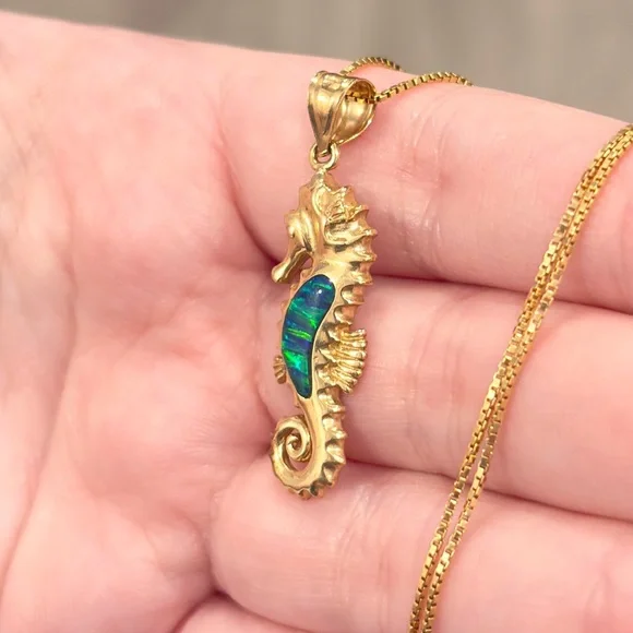 14K Opal Seahorse Pendant, Green Blue Lab Inlay Nautical Aquatic Luxury Piece - Picture 8 of 13